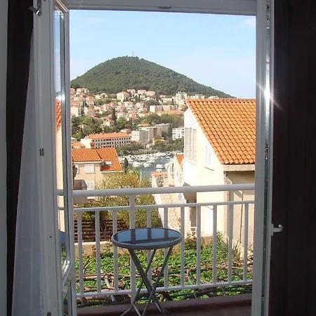 Casa de hóspedes Jele 3*
