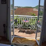 Jele Gostinjska kuća