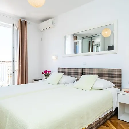 Jele Guest house