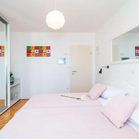 Guest house Jele