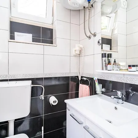 Guest house Jele