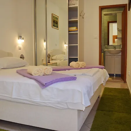 Jele Guest house 3*